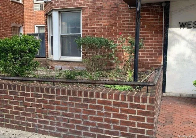 Photo 2 of House for sale at 89-15 Parsons Blvd #11G, New York, NY 11432 | MLS# L3568876 | Listing updated on 2026-09-15