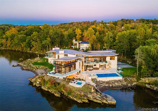 Photo 2 of Mansion for sale at 46 Ledgerock Ln, Hyde Park, NY 12538 | MLS# 810504 | Listing updated on 2026-09-29