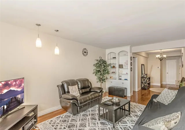Listing Photo 5 - Condo for sale in building located at 32-22 92Nd St, New York, NY 11238 - Unit #603
