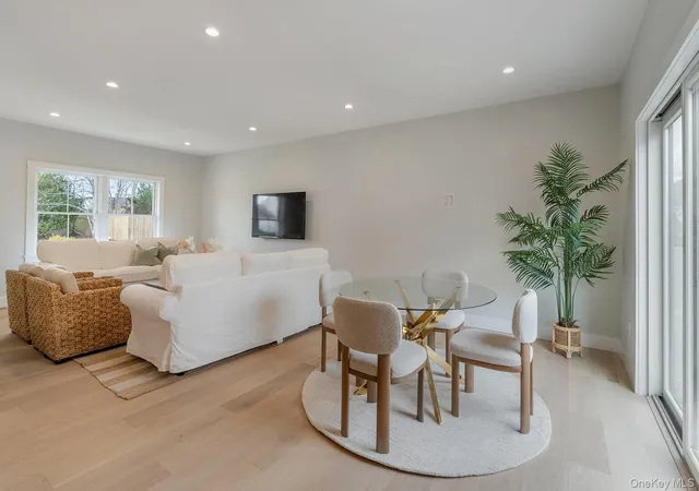 Photo 3 of Single family home for sale at 9 Fanning Ave, Hampton Bays, NY 11946 | MLS# 856418 | Listing updated on 2026-09-15