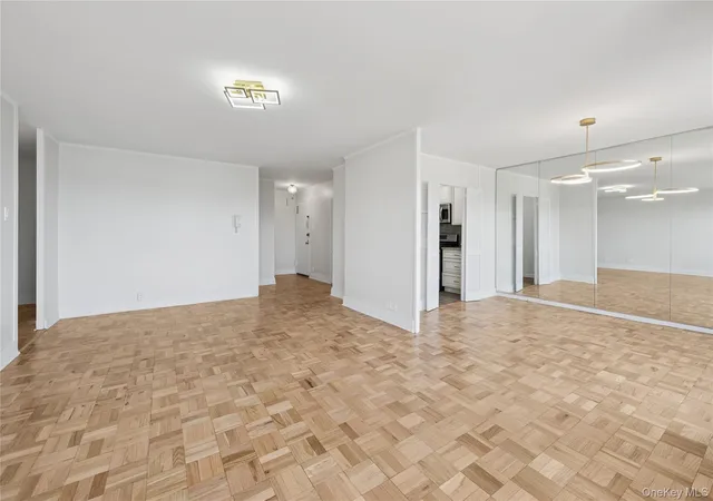 Photo 4 of House for sale at 2500 Johnson Ave #15N, New York, NY 10463 | MLS# 882220 | Listing updated on 2026-10-07