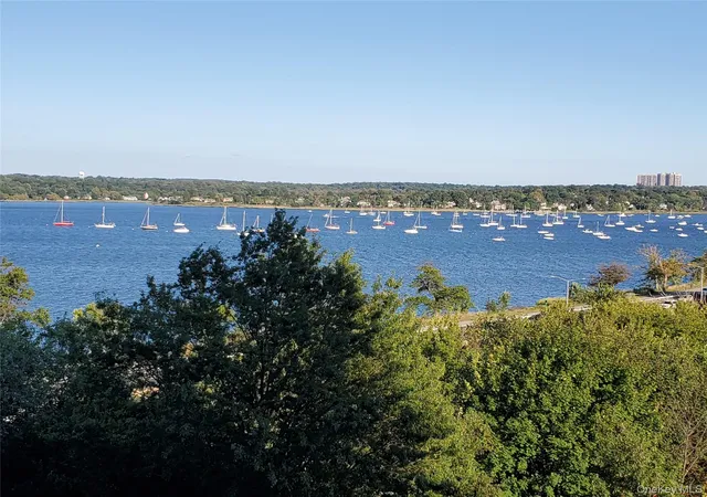 Condo for sale at 17-85 215 Street #16 J, Bayside, NY 11360 | MLS# 891979