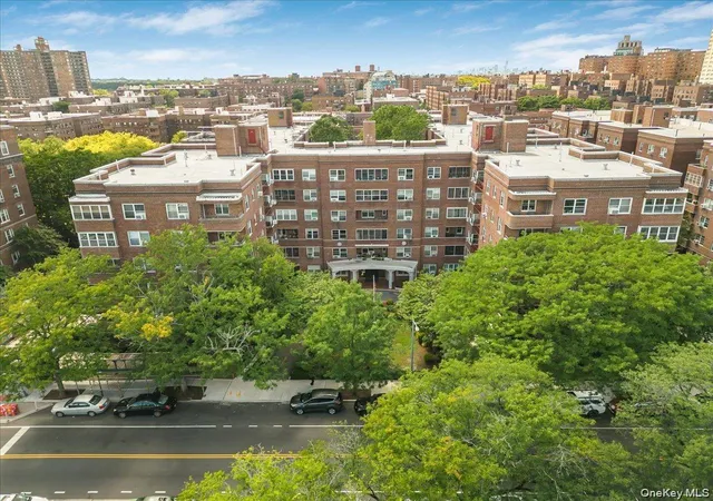 Listing Photo 3 - Condo for sale in building located at 67-66 108th St, New York, NY 11375 - Unit #B31