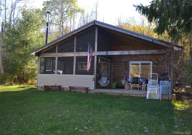 Photo 1 of Single family home for sale at 238 Trout Brook Rd, Roscoe, NY 12776 | MLS# 922937 | Listing updated on 2026-09-18