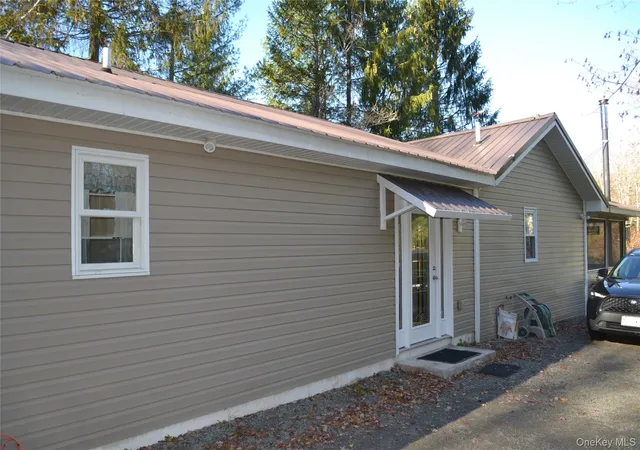 Photo 2 of Single family home for sale at 238 Trout Brook Rd, Roscoe, NY 12776 | MLS# 922937 | Listing updated on 2026-09-18