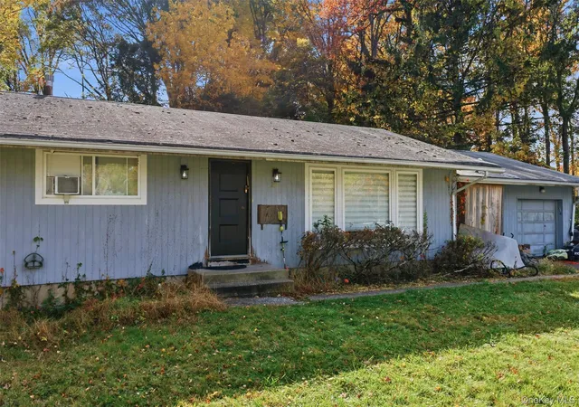 Photo 3 of Single family home for sale at 20 Amsterdam Ave, Monsey, NY 10952 | MLS# 928615 | Listing updated on 2026-09-15