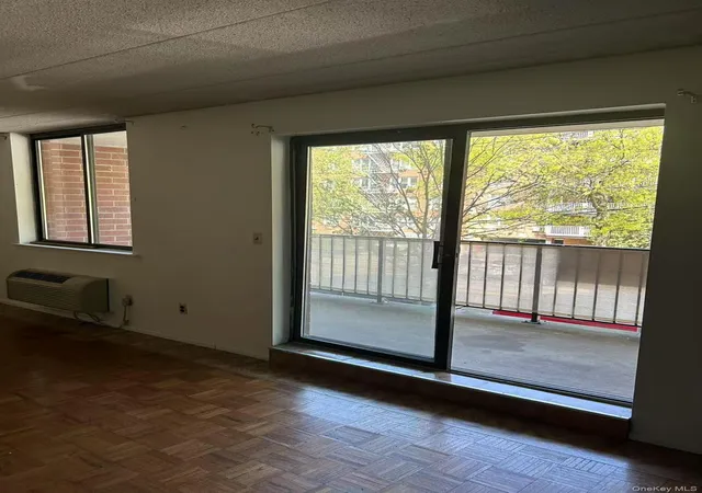 Listing Photo 3 - Condo for sale in building located at 139-76 35Th Ave, New York, NY 11354 - Unit #2B
