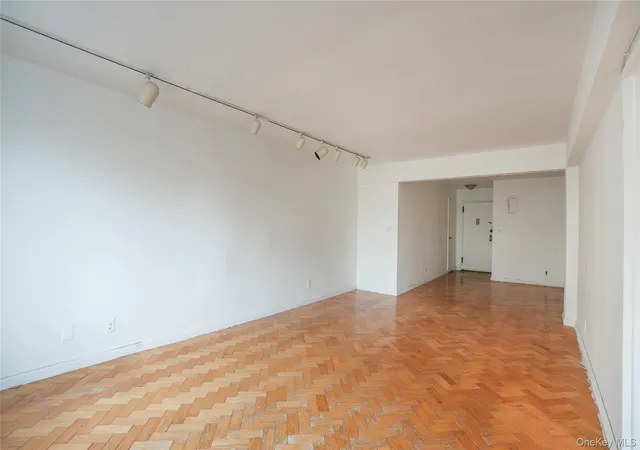 Photo 2 of House for sale at 1 Remsen Rd #2F, Yonkers, NY 10710 | MLS# 931767 | Listing updated on 2026-10-03