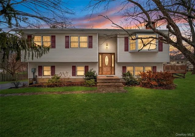 Photo 1 of Sale Pending at 12 Spruce Ct, Clarkstown, NY 10954 | MLS# 935357 | Listing updated on 2026-09-10