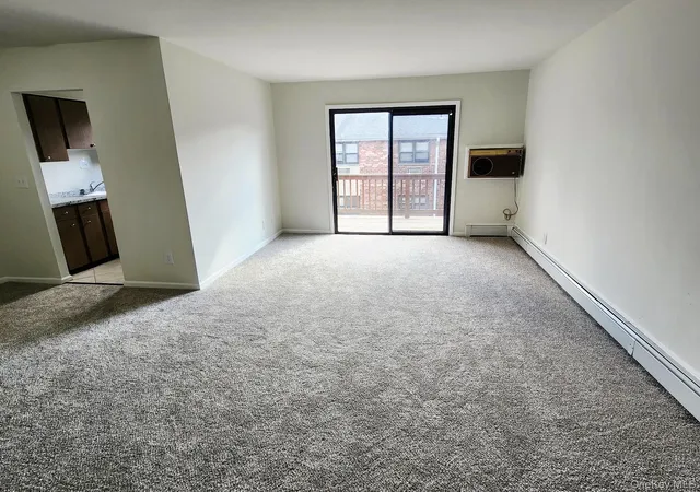 Listing Photo 4 - Condo for sale in building located at 112 Union Rd, Ramapo, NY 10931 - Unit #3L