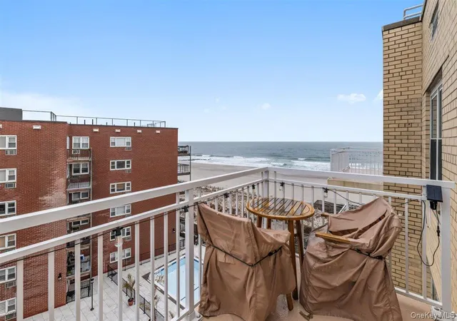 Photo 1 of Sale Pending at 700 Shore Rd #7Y, Long Beach, NY 11561 | MLS# 938498 | Listing updated on 2026-09-23