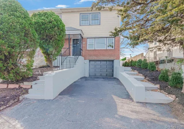Photo 1 of Sale Pending at 10514 Van Wyck Expy, South Richmond Hill, NY 11419 | MLS# 941729 | Listing updated on 2026-09-11