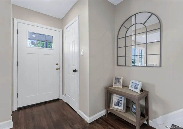 Photo 2 of Sale Pending at 10514 Van Wyck Expy, South Richmond Hill, NY 11419 | MLS# 941729 | Listing updated on 2026-09-11