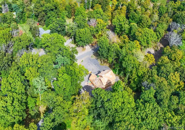 Photo 3 of Single family home for sale at 66 County House Rd, Millbrook, NY 12545 | MLS# 945068 | Listing updated on 2026-09-13