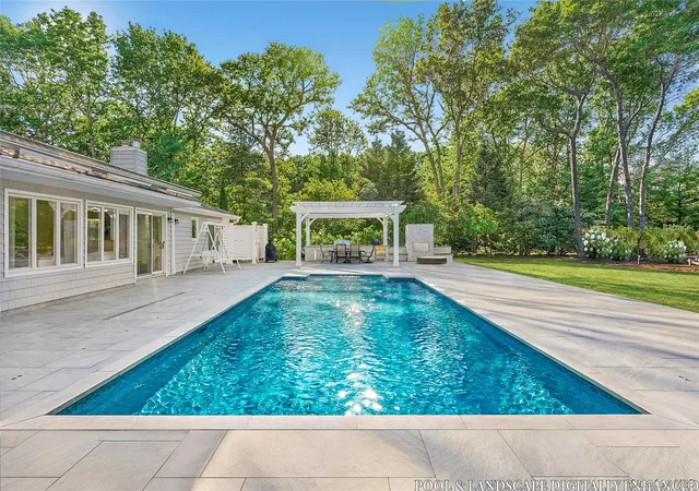 Photo 3 of Single family home for sale at 47 Bridle Path, Remsenburg, NY 11960 | MLS# 948274 | Listing updated on 2026-09-11