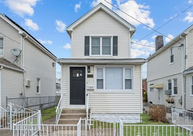 Photo 2 of Single family home for sale at 1799 E 51st Street, New York, NY 11234 | MLS# 949369 | Listing updated on 2026-09-13