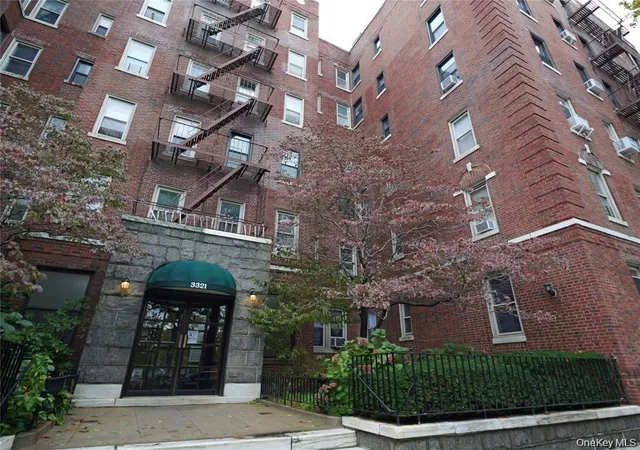 Photo 1 of House for sale at 3321 Bruckner Blvd #5J, New York, NY 10461 | MLS# 959634 | Listing updated on 2026-09-28