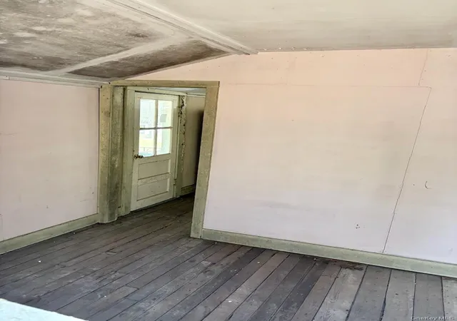 Photo 4 of House for sale at 143 State Route 55, Barryville, NY 12719 | MLS# 959683 | Listing updated on 2026-09-11