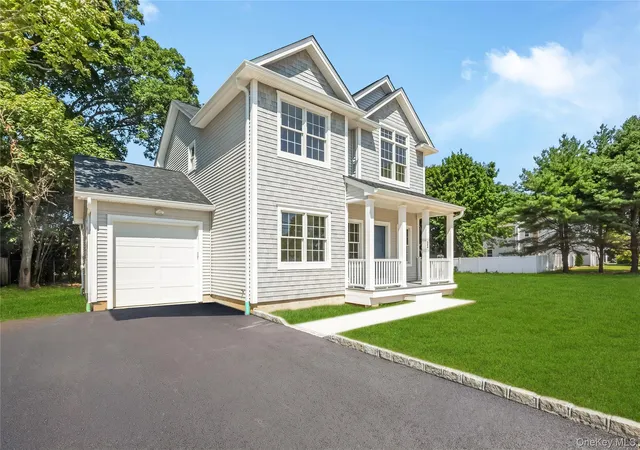 Single family home for sale at 510 Bayport Ave, Islip, NY 11705 | MLS# 961533