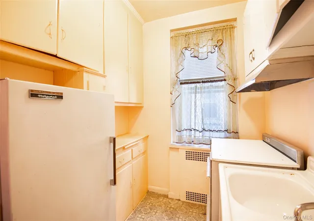 Photo 2 of Sale Pending at 3321 Bruckner Blvd #4M, Bronx, NY 10461 | MLS# 963532 | Listing updated on 2026-09-10