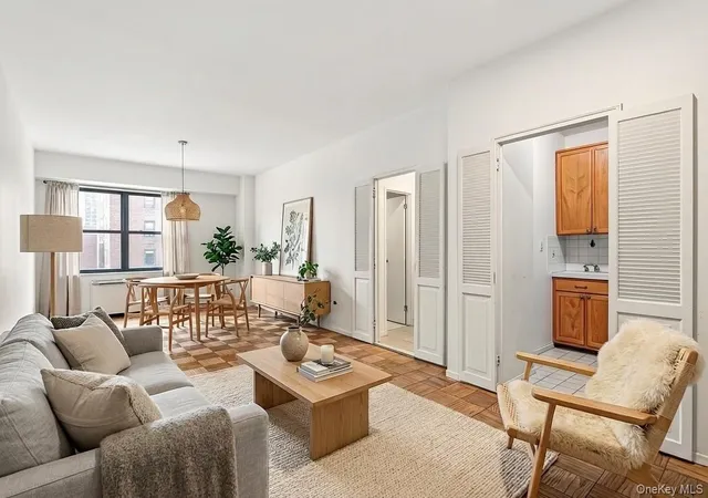 Photo 3 of Condo for sale at 305 E 40th Street #14A, New York, NY 10016 | MLS# 968406 | Listing updated on 2026-09-14