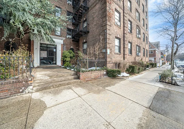Photo 2 of Condo for sale at 3131 54th Street #3K, Woodside, NY 11377 | MLS# 969992 | Listing updated on 2026-09-13