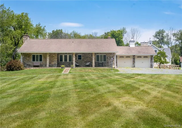 Photo 1 of Single family home for sale at 90 Onderdonk Rd, Warwick (town), NY 10990 | MLS# 972385 | Listing updated on 2026-09-18