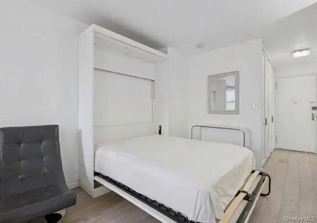 Photo 2 of Sale Pending at 165 W 66th Street #2L, New York, NY 10023 | MLS# 973898 | Listing updated on 2026-09-14