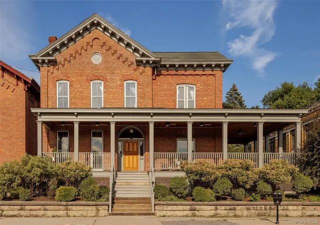 Photo 1 of Single family home for sale at 308 Main St, Catskill, NY 12414 | MLS# 974002 | Listing updated on 2026-09-14