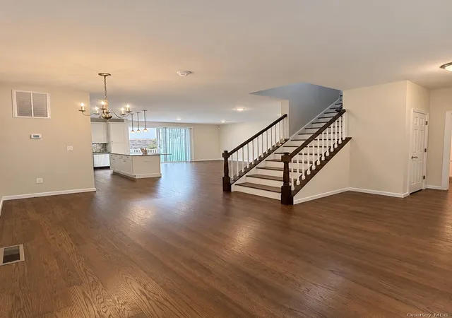 Photo 4 of Single family home for sale at 19 Magnolia Park Rd, Middletown, NY 10940 | MLS# 974551 | Listing updated on 2026-10-10