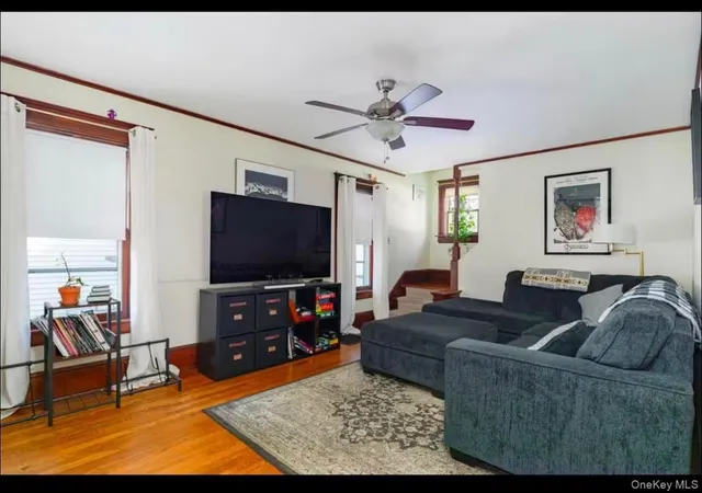 Photo 3 of Single family home for sale at 10 Oakwood Blvd, Poughkeepsie, NY 12603 | MLS# 977482 | Listing updated on 2026-09-11