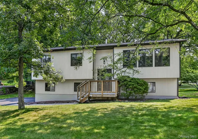 Photo 2 of Sale Pending at 22 Cambridge Cir, Monroe, NY 10950 | MLS# 979471 | Listing updated on 2026-09-13