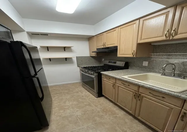 Photo 2 of Condo for sale at 153 25 88th Street #5G, Howard Beach, NY 11414 | MLS# 980119 | Listing updated on 2026-09-12
