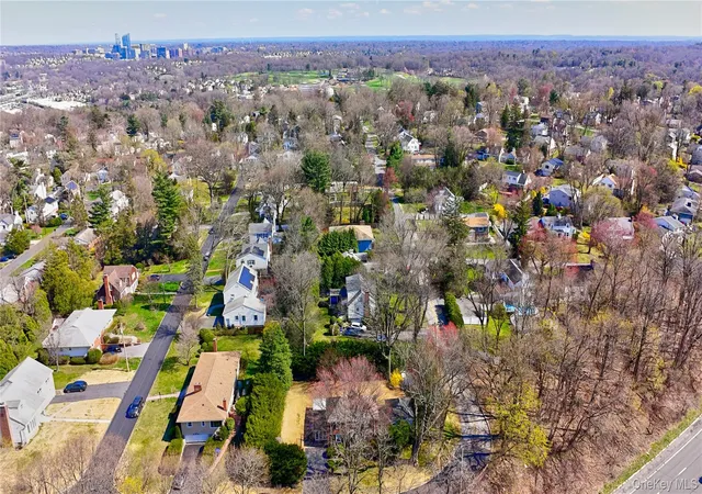 Photo 3 of Single family home for sale at 61 Kathwood Rd, White Plains, NY 10607 | MLS# 980577 | Listing updated on 2026-09-10