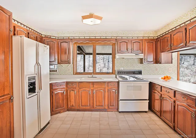 Photo 4 of Single family home for sale at 2220 Old Route 17, Roscoe, NY 12776 | MLS# 981464 | Listing updated on 2026-09-15