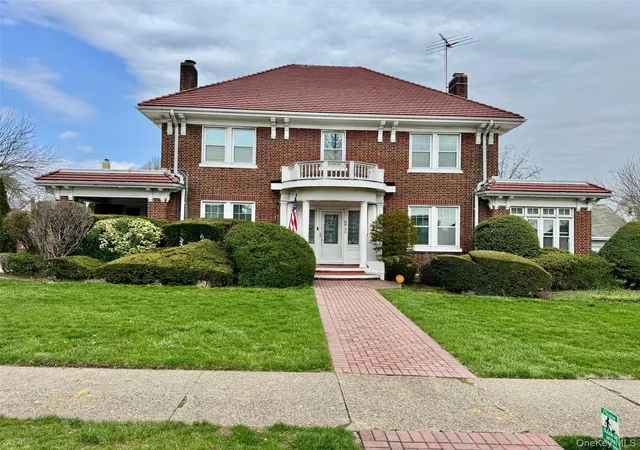 Photo 1 of Single family home for sale at 88 35 193rd Street, Hollis, NY 11423 | MLS# 981638 | Listing updated on 2026-09-12
