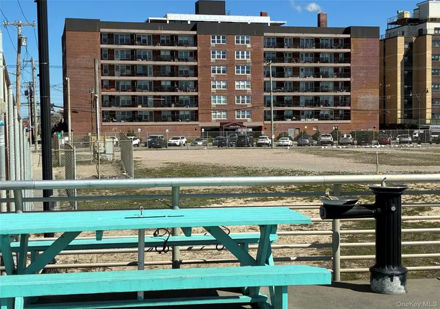 Photo 3 of Condo for sale at 1 E Broadway #7B, Long Beach, NY 11561 | MLS# 982212 | Listing updated on 2026-09-12