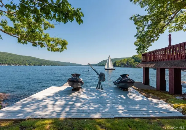 Photo 4 of Single family home for sale at 46 W Cove Rd, Warwick (town), NY 10925 | MLS# 983605 | Listing updated on 2026-09-14