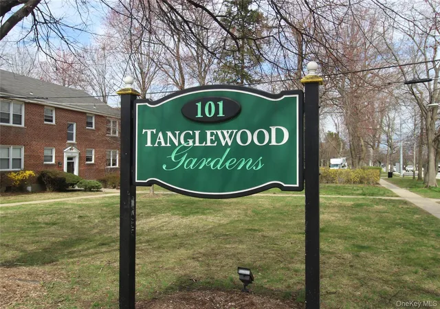 Photo 1 of Sale Pending at 101 N Broadway #2B2, White Plains, NY 10603 | MLS# 984006 | Listing updated on 2026-09-14