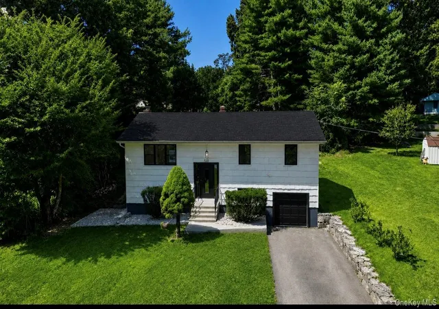 Photo 1 of Single family home for sale at 123 Archer Rd, Mahopac, NY 10541 | MLS# 984414 | Listing updated on 2026-09-17