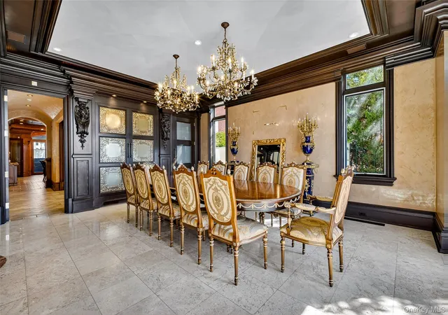 Photo 3 of Mansion for sale at 17 North Dr, Whitestone, NY 11357 | MLS# 984505 | Listing updated on 2026-09-13
