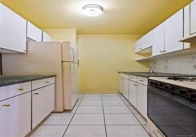 Photo 3 of House for sale at 39-60 54th Street #10-O, Woodside, NY 11377 | MLS# 984609 | Listing updated on 2026-09-13