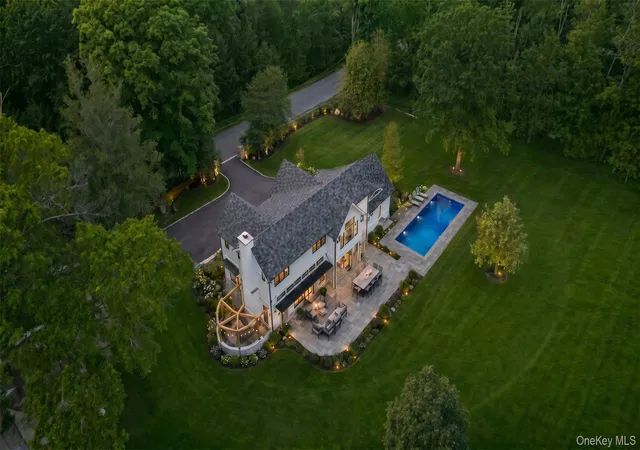 Photo 3 of Single family home for sale at 515 Long Ridge Rd, Pound Ridge, NY 10506 | MLS# 984817 | Listing updated on 2026-10-02