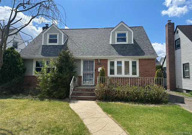 Photo 3 of Multi family home for sale at 151 26 20th Avenue, New York, NY 11357 | MLS# 986554 | Listing updated on 2026-09-15