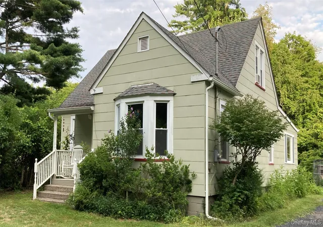 Photo 2 of Single family home for sale at 104 Canal Dr, Deerpark, NY 12729 | MLS# 987573 | Listing updated on 2026-09-26