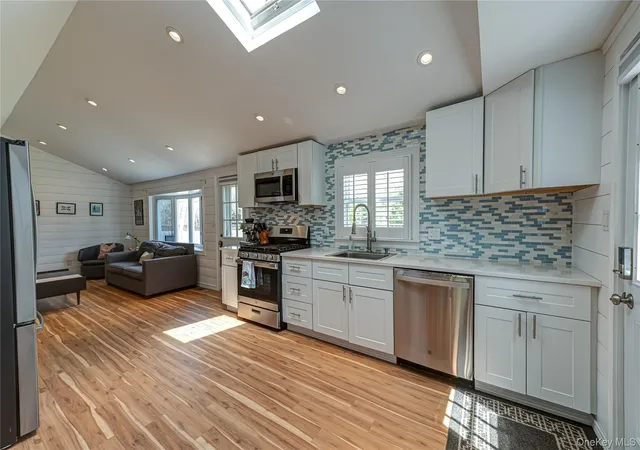 Single family home for sale at 6 Longview Dr, Southampton, NY 11942 | MLS# 987991