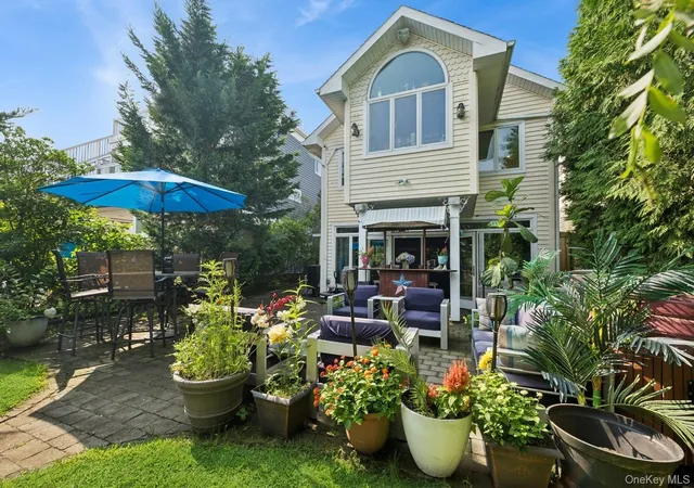 Photo 1 of Single family home for sale at 101 Bay St, Hempstead, NY 11561 | MLS# 988079 | Listing updated on 2026-09-14