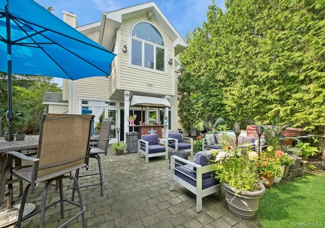 Photo 2 of Single family home for sale at 101 Bay St, Hempstead, NY 11561 | MLS# 988079 | Listing updated on 2026-09-14
