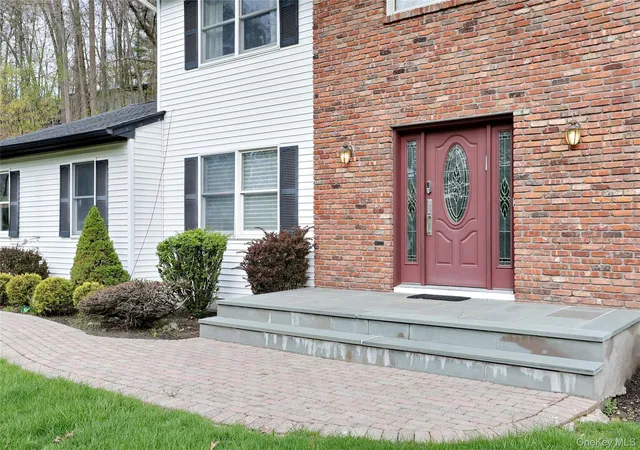 Photo 3 of Sale Pending at 24 Park Ave, Ramapo, NY 10952 | MLS# 988309 | Listing updated on 2026-09-10