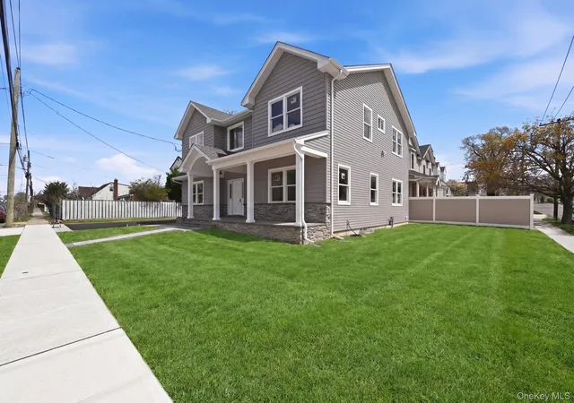 Photo 2 of Single family home for sale at 447 Keller Ave, Hempstead, NY 11003 | MLS# 988333 | Listing updated on 2026-09-15